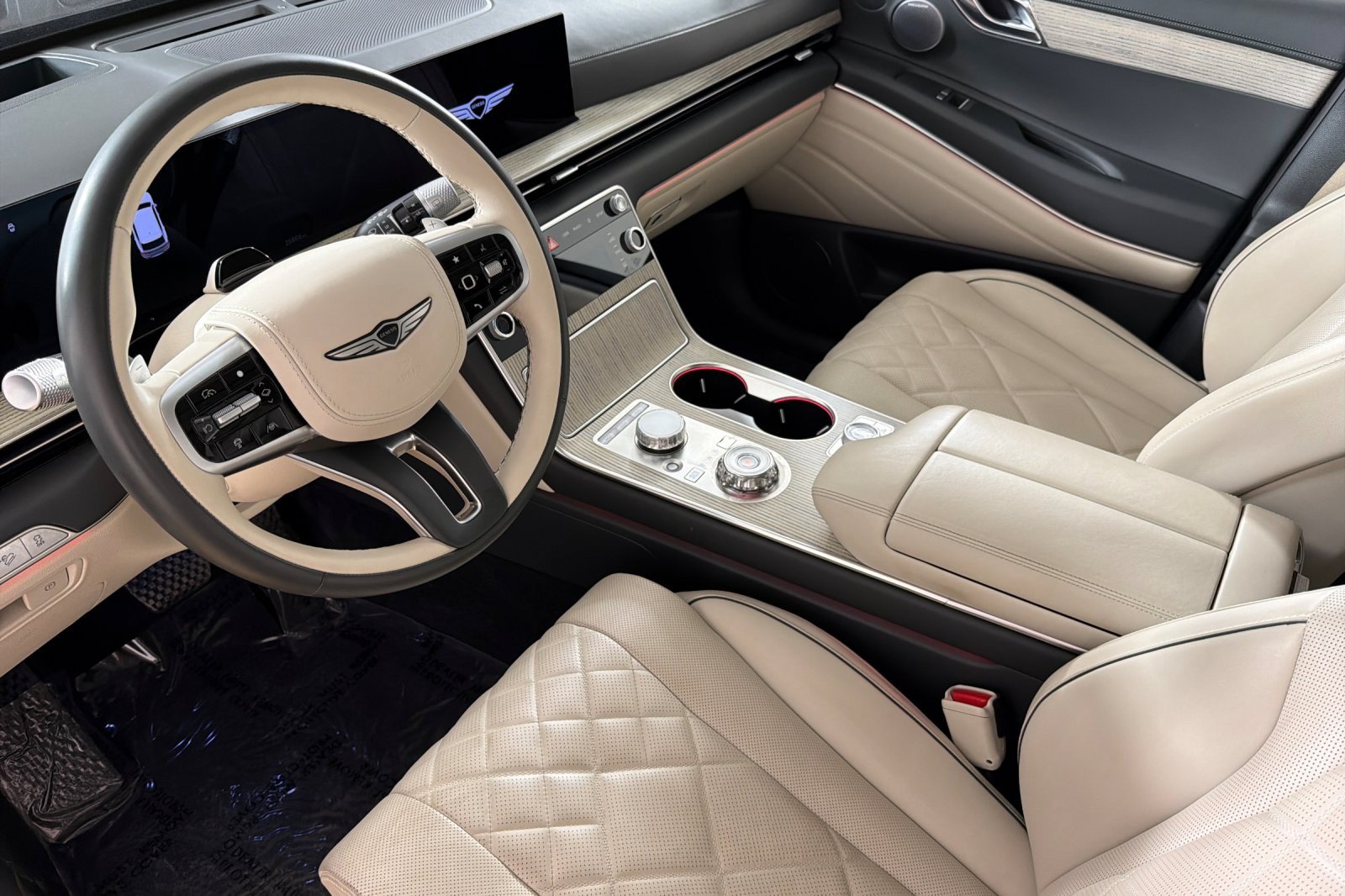 Used 2025 Genesis GV80 3.5T Prestige AWD/4WD image 9