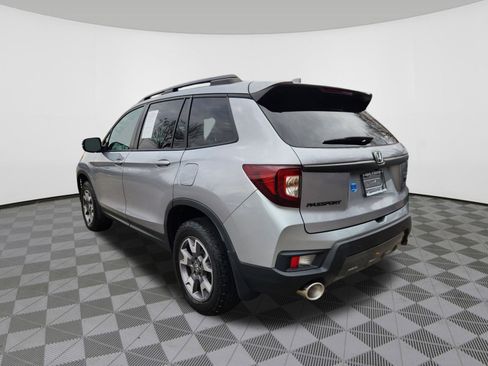 Certified 2022 Honda Passport TrailSport image 3