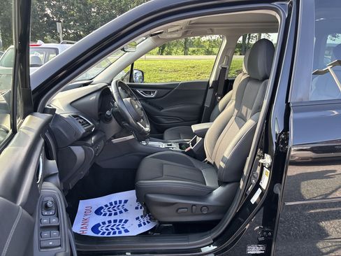 Certified 2023 Subaru Forester Premium AWD/4WD image 33