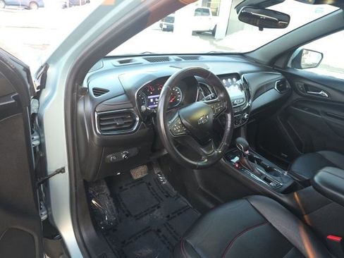 Used 2022 Chevrolet Equinox RS w/ RS Leather Package AWD/4WD image 22