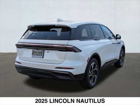 New 2025 Lincoln Nautilus Premier w/ Equipment Group 102A image 2