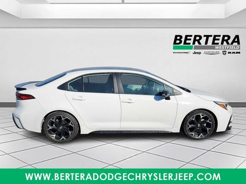 Used 2025 Toyota Corolla FX w/ Convenience Package FWD image 7