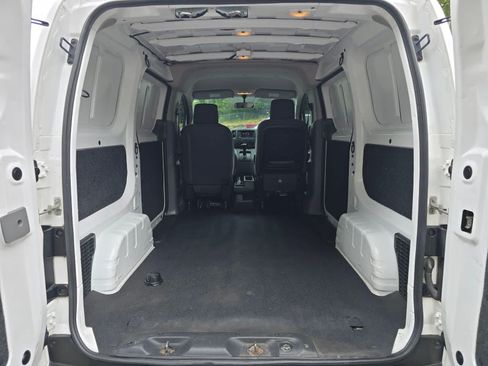 Used 2021 Nissan NV200 S w/ Back Door Glass Package FWD image 27