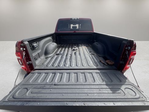 Used 2022 RAM 2500 Limited AWD/4WD image 10