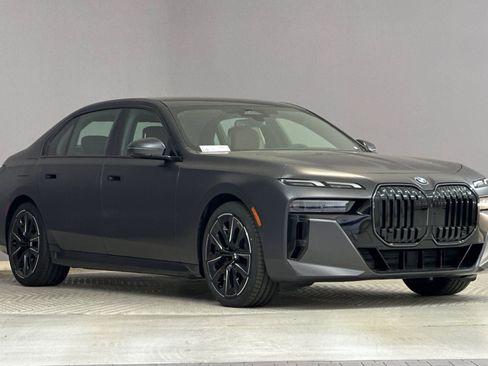 New 2026 BMW 740i 740i w/ Premium Package image 6
