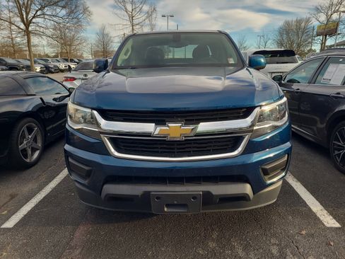 Used 2019 Chevrolet Colorado W/T w/ WT Convenience Package image 2