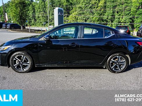 Used 2024 Nissan Sentra SV FWD image 7
