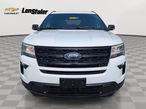 Used 2019 Ford Explorer XLT w/ Equipment Group 201A AWD/4WD image 8
