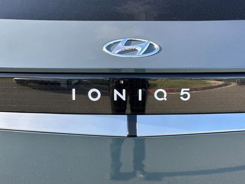 Used 2024 Hyundai Ioniq 5 SE image 33