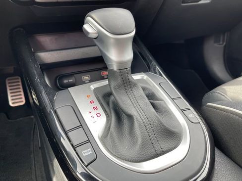 Used 2022 Kia Forte GT-Line image 21