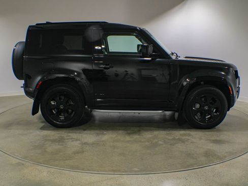 Used 2023 Land Rover Defender 90 X-Dynamic SE AWD/4WD image 7
