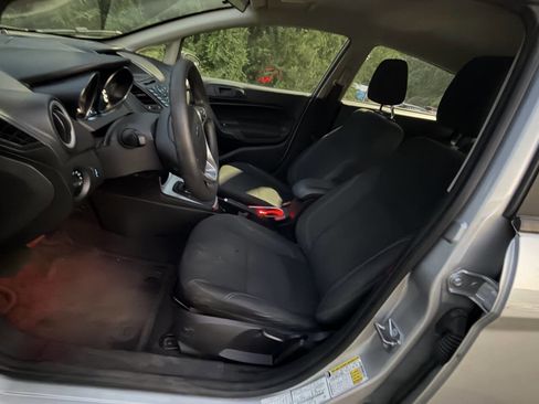 Used 2018 Ford Fiesta SE image 8