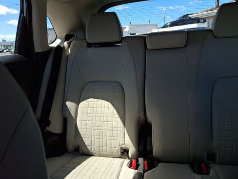 Used 2025 Honda HR-V LX image 14