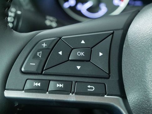 Used 2025 Nissan Sentra SV w/ All-Weather Package image 25