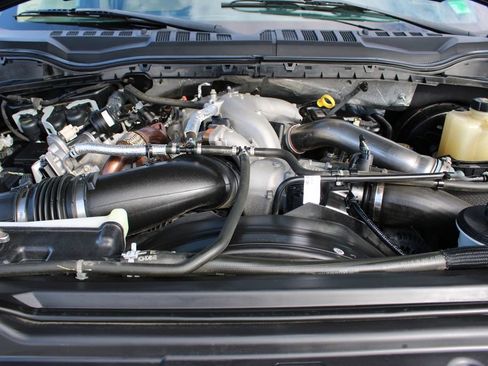 Used 2020 Ford F250 Lariat w/ Lariat Ultimate Package image 42