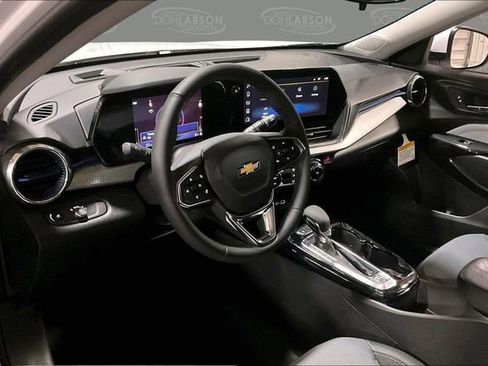 New 2026 Chevrolet Trax LT w/ Driver Confidence Package image 8