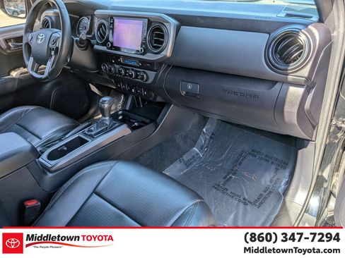 Certified 2020 Toyota Tacoma TRD Sport w/ TRD Premium Sport Package image 37