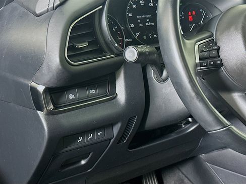 Used 2025 MAZDA CX-30 AWD 2.5 S w/ Preferred Package image 17