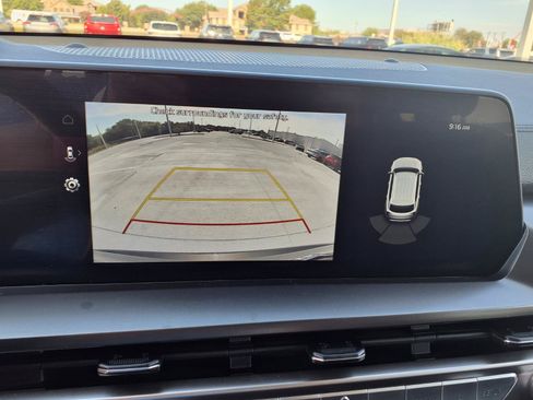 Used 2025 Kia Telluride S FWD image 14