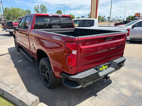 Used 2022 Chevrolet Silverado 1500 LT Trail Boss w/ Convenience Package II AWD/4WD image 4