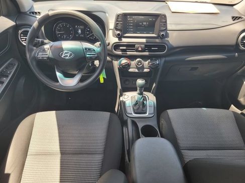 Used 2019 Hyundai Kona SE FWD image 16