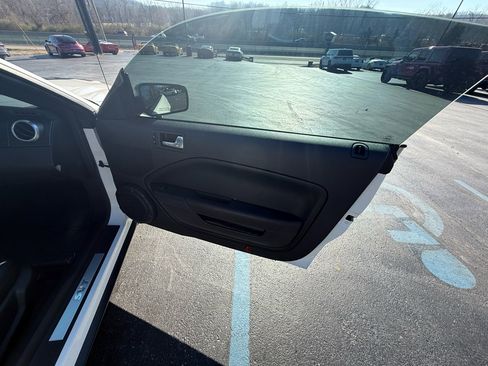 Used 2007 Ford Mustang Shelby GT500 image 29