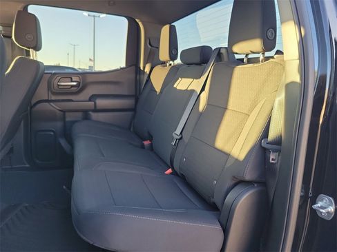 Used 2025 Chevrolet Silverado 1500 Custom image 23