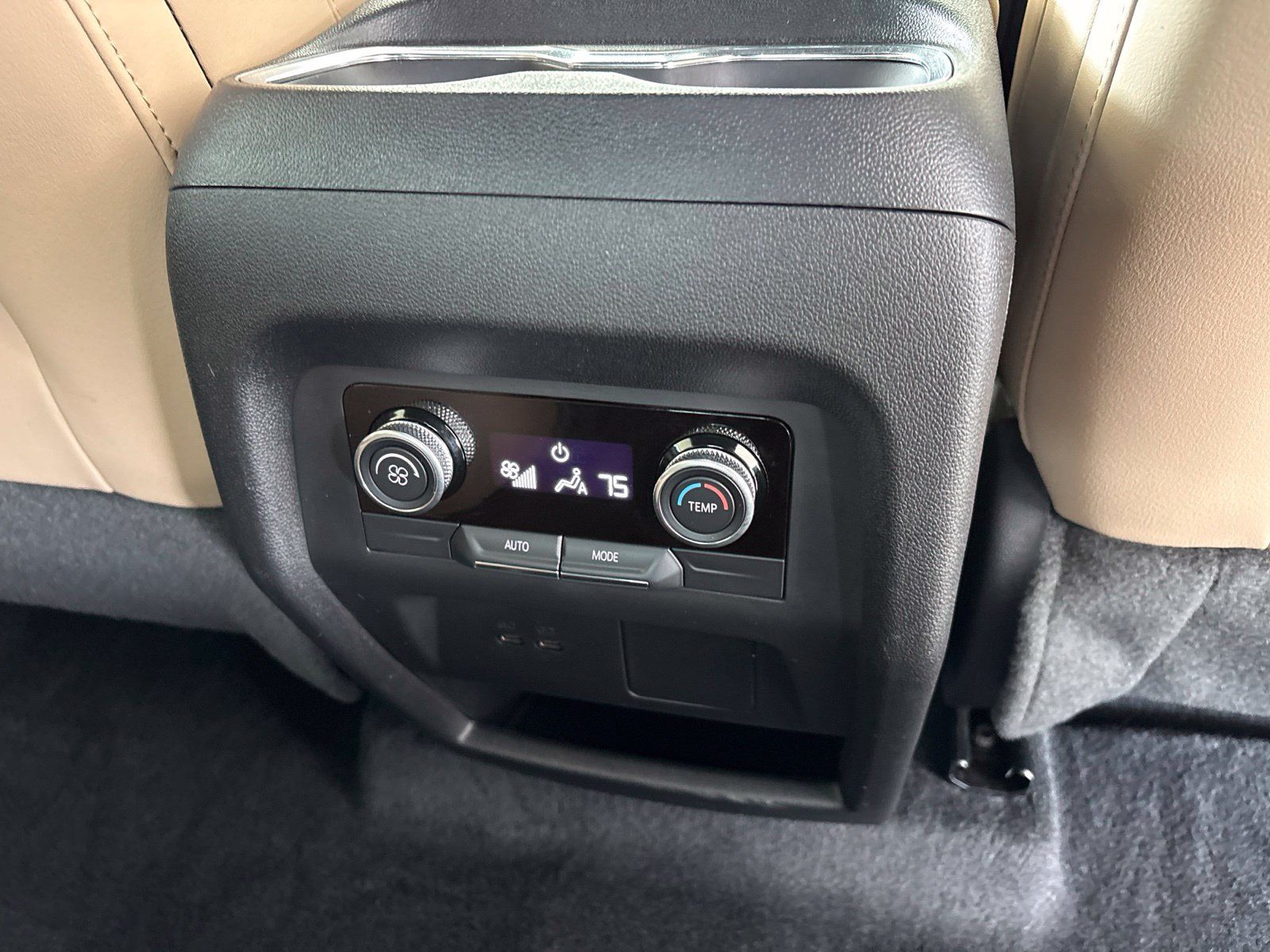 Used 2025 Buick Enclave Preferred FWD image 21