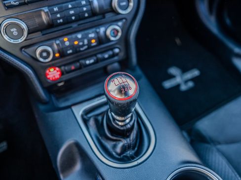 Used 2016 Ford Mustang Shelby GT350 w/ Track Package image 22