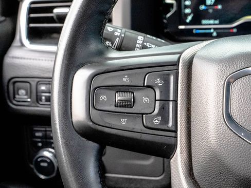 Used 2023 GMC Yukon Denali AWD/4WD image 15