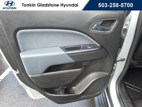 Used 2017 Chevrolet Colorado Z71 image 23