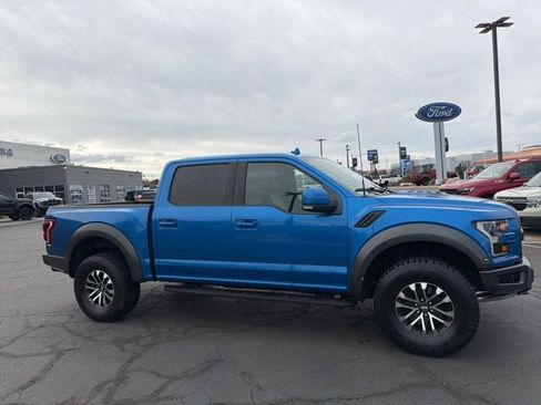 Used 2019 Ford F150 Raptor w/ Equipment Group 802A Luxury image 3
