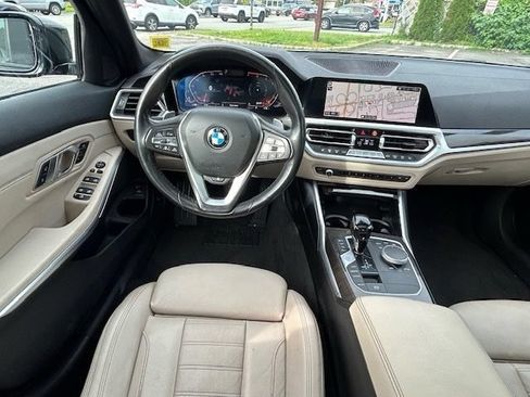 Used 2019 BMW 330i xDrive Sedan w/ Premium Package AWD/4WD image 16