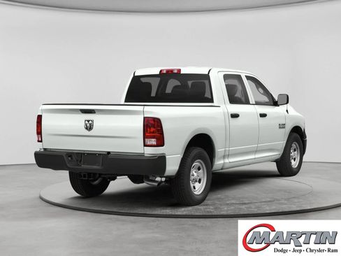 Used 2015 RAM 1500 Express AWD/4WD image 2