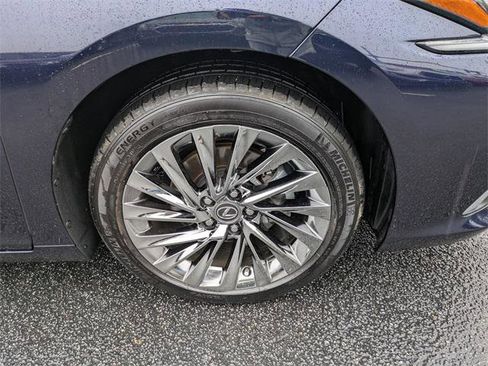 Certified 2025 Lexus ES 350 Ultra Luxury image 11