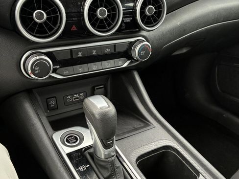 Used 2025 Nissan Sentra SV image 14