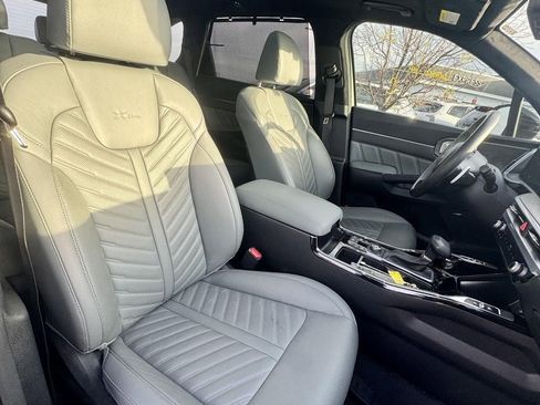 Certified 2024 Kia Sorento SX Prestige w/ Sage Leather Package image 17