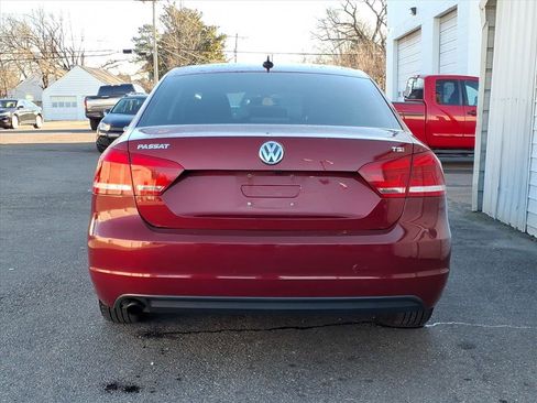 Used 2015 Volkswagen Passat 1.8T Limited Edition image 4