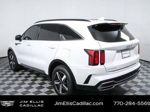 Used 2023 Kia Sorento EX w/ Panoramic Sunroof Package FWD image 29