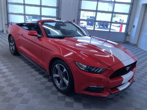 Used 2016 Ford Mustang Convertible w/ Equipment Group 051A RWD image 35