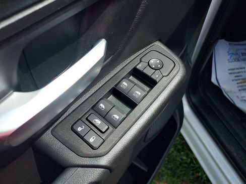 Used 2025 RAM 1500 Tradesman w/ Night Edition AWD/4WD image 11