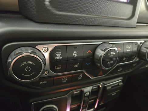 Certified 2021 Jeep Wrangler Unlimited Sport AWD/4WD image 26