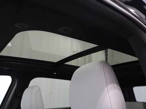 New 2026 Jeep Cherokee Limited image 23