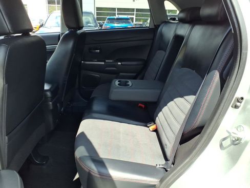 Used 2024 Mitsubishi Outlander Sport AWD image 11