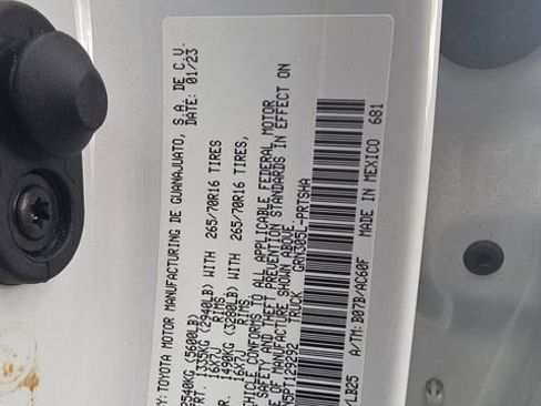 Used 2023 Toyota Tacoma TRD Sport image 30