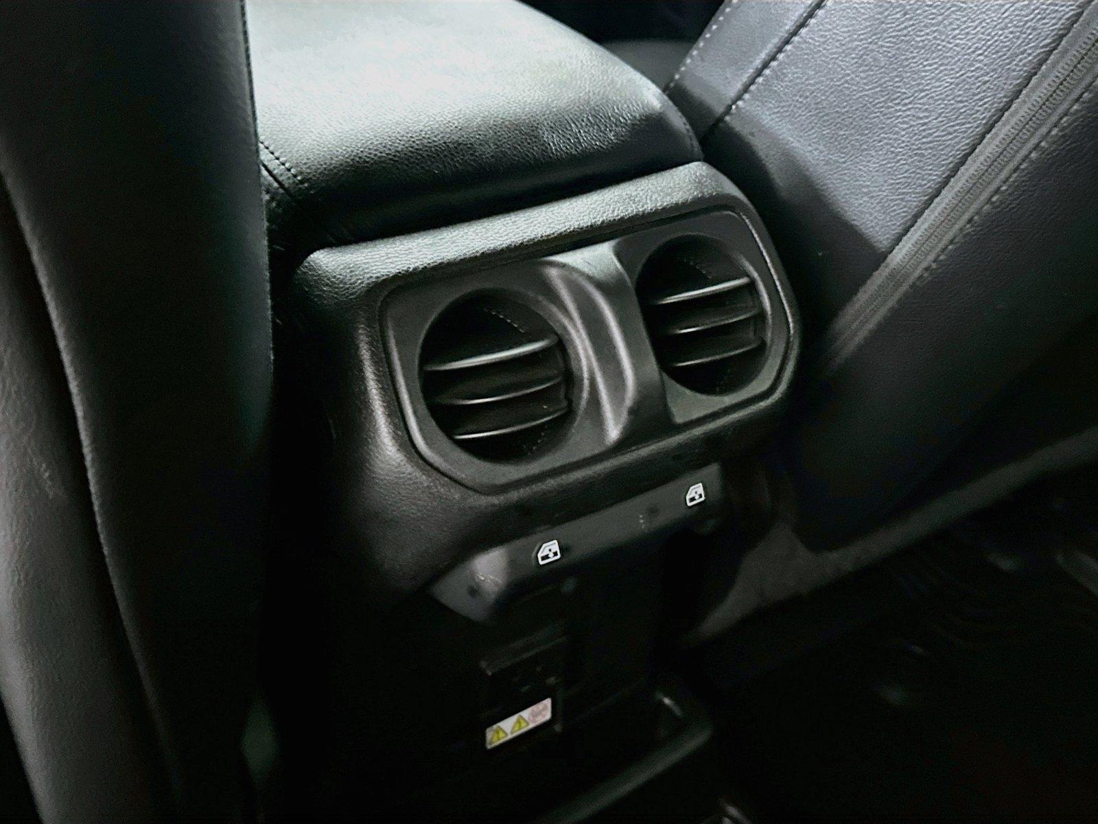 Used 2020 Jeep Wrangler Unlimited Sahara AWD/4WD image 23