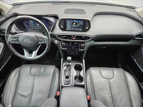 Used 2019 Hyundai Santa Fe SEL FWD image 16