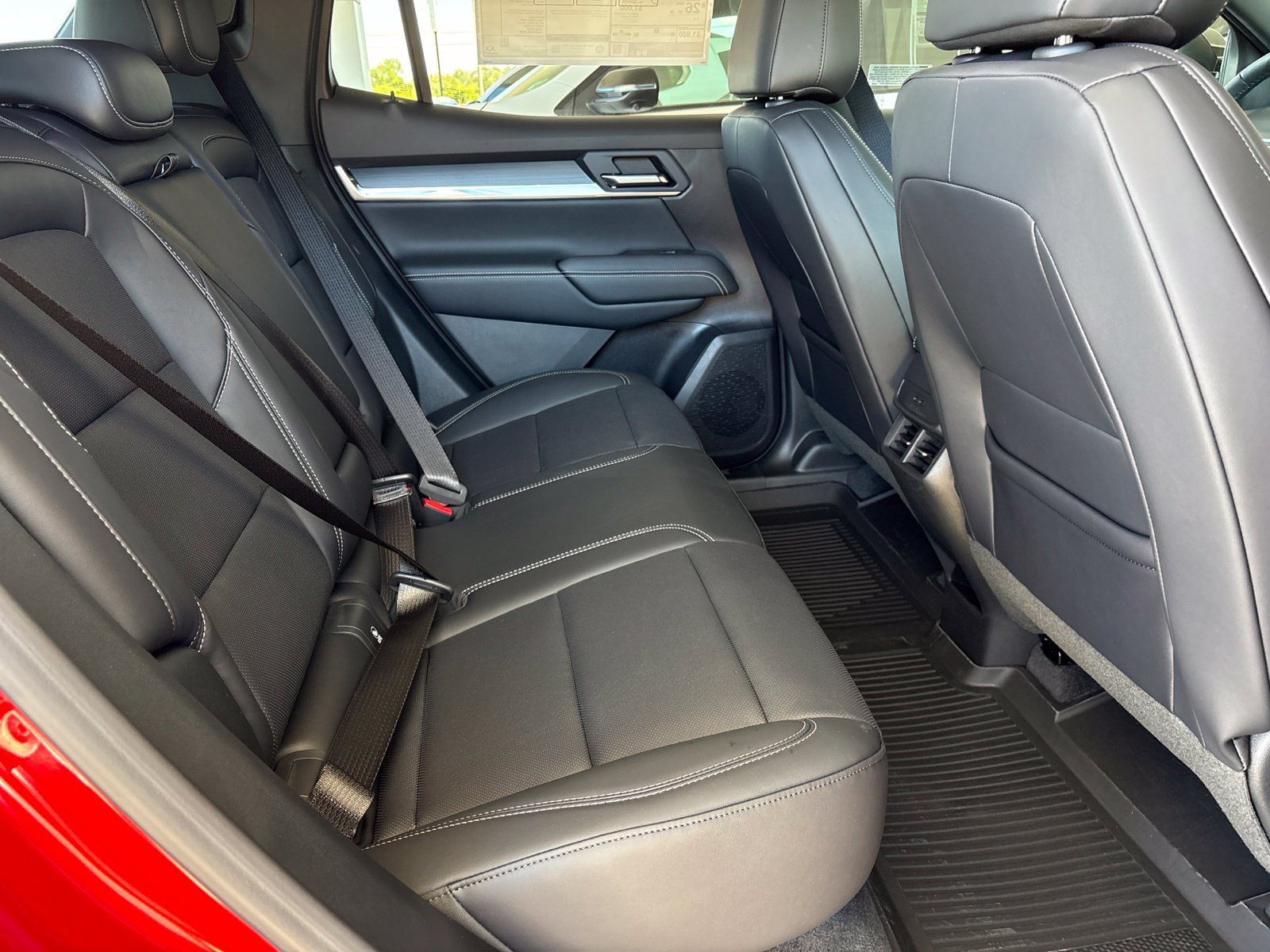 New 2027 GMC Terrain Elevation w/ Elevation Premium Package FWD image 18