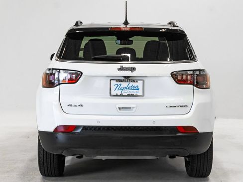 Certified 2025 Jeep Compass Limited AWD/4WD image 30