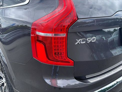Used 2024 Volvo XC90 T8 Plus w/ Protection Package Premier AWD/4WD image 24